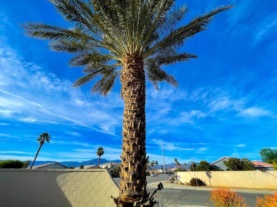 Home In Indio Coachella 外观 照片